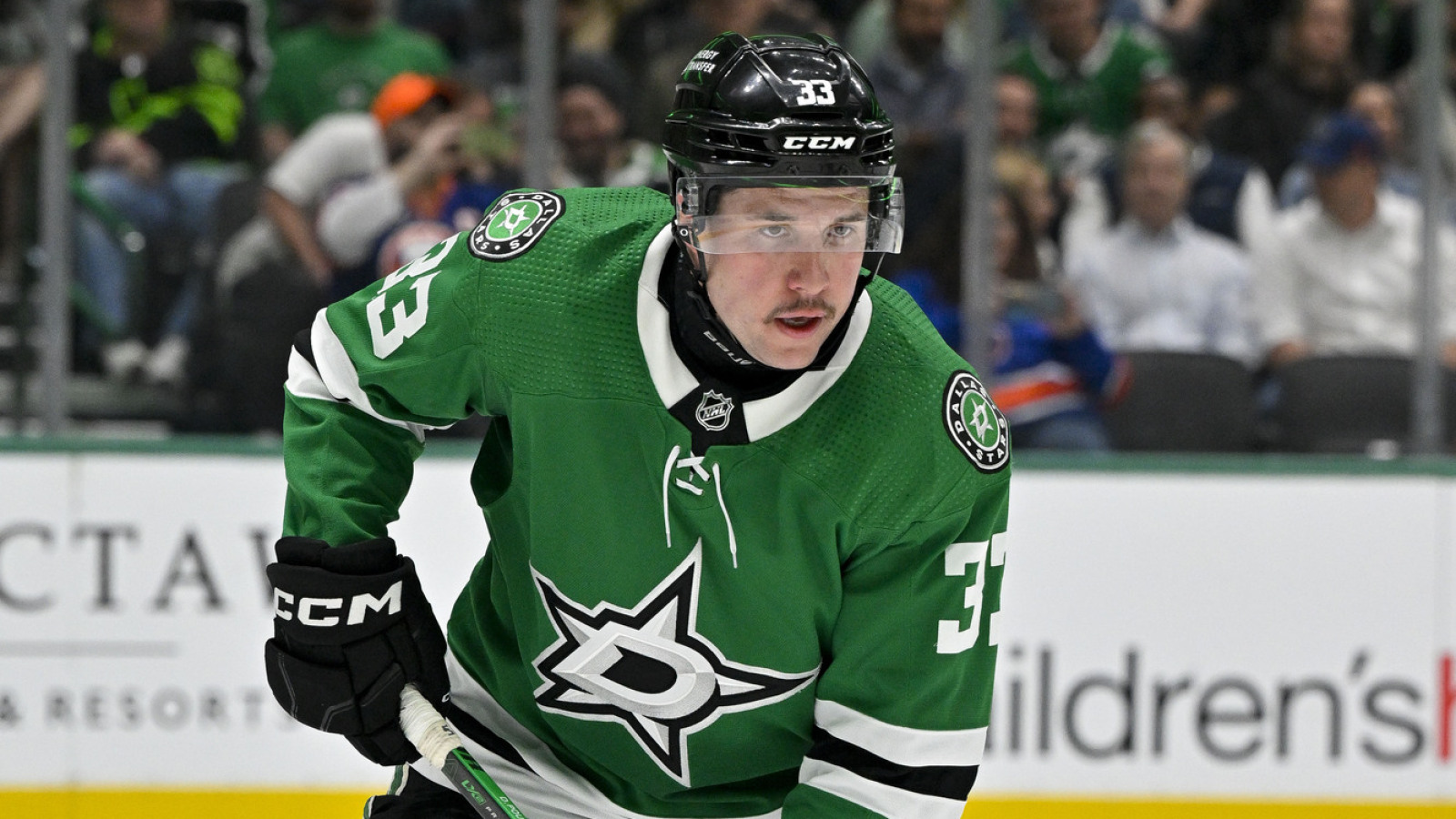 Blackhawks Loan Nine Players to Rockford