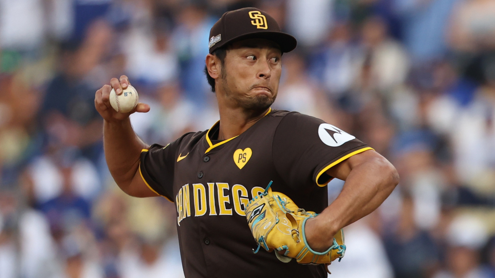 https://www.yardbarker.com/media/9/1/9157e78aa09c798850f1a403ef608cc3e60b03e5/thumb_16x9/padres-manager-provides-latest-on-yu-darvish.jpg?v=1