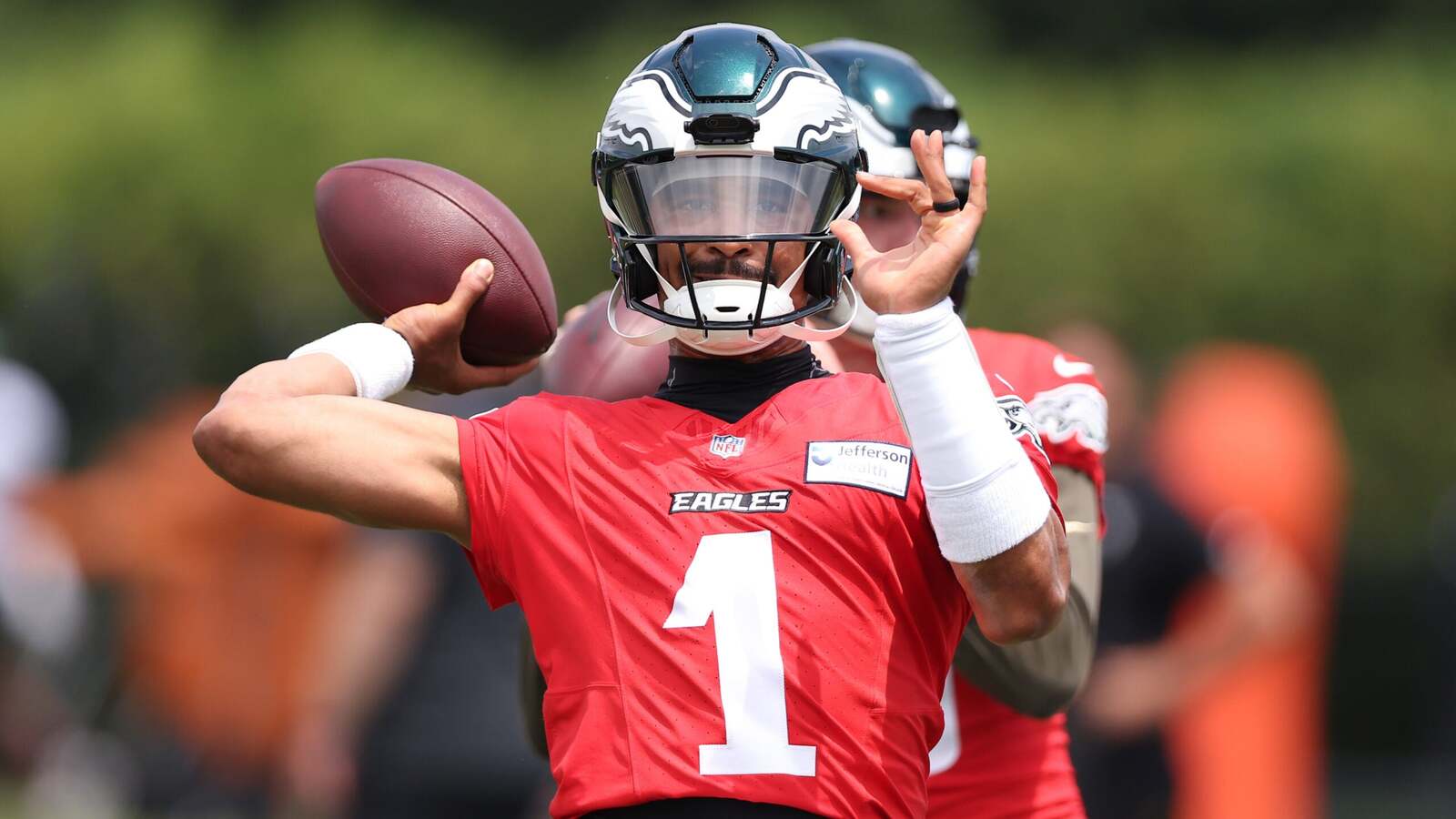 Former Eagles player exposes one of the biggest Jalen Hurts haters, and Philly fans are here for it