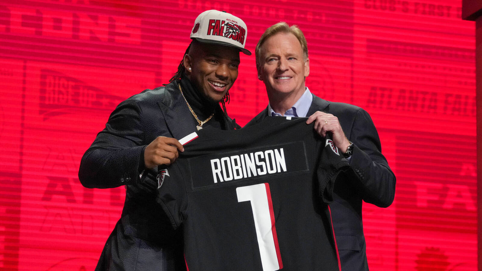 Falcons leave holes open with selection of Bijan Robinson Yardbarker