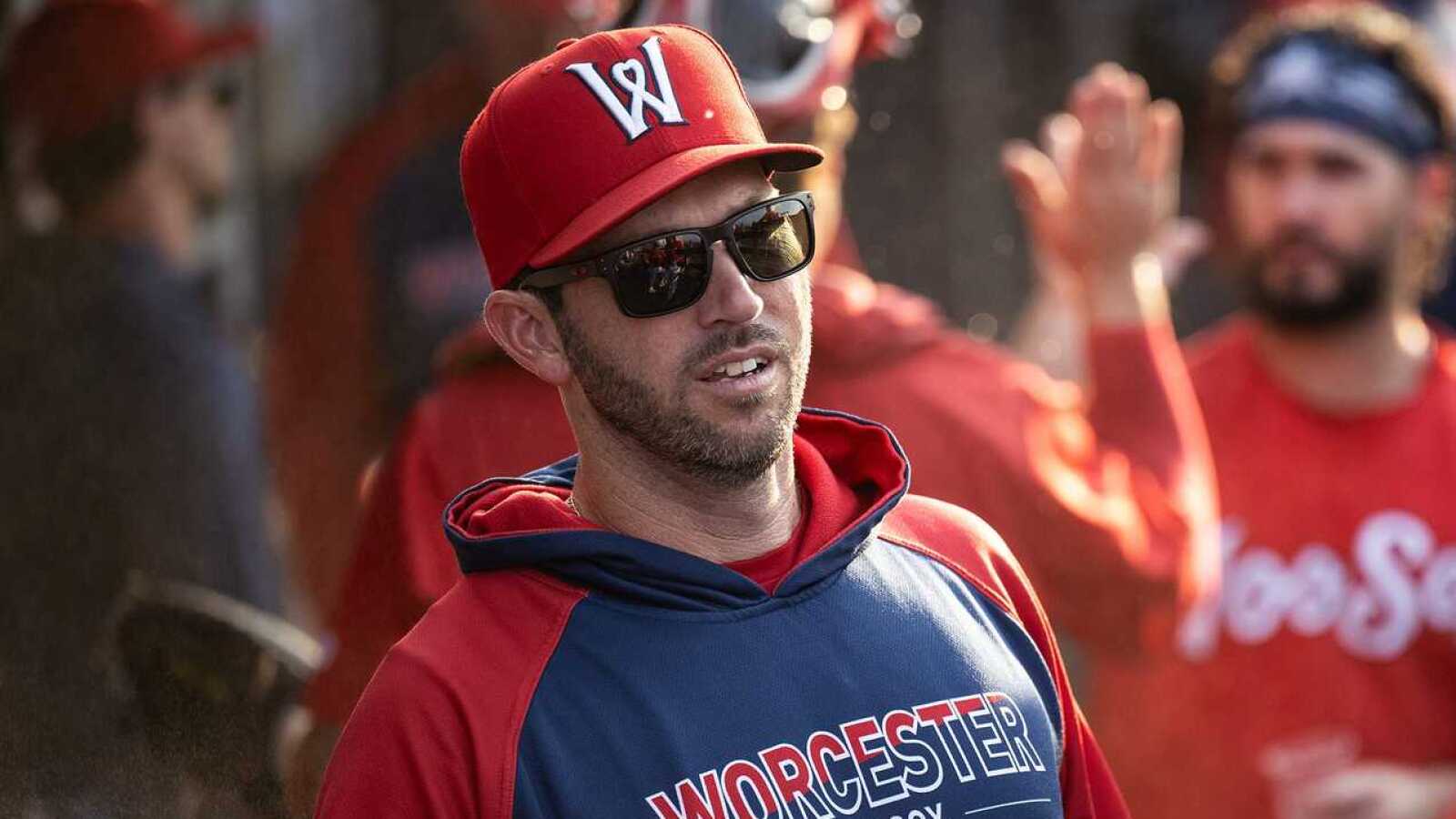 https://www.yardbarker.com/media/9/1/9166db2581a798fb650e714c06633ecd2acfecab/thumb_16x9/red-sox-should-consider-one-alex-cora-replacement.jpg?v=1