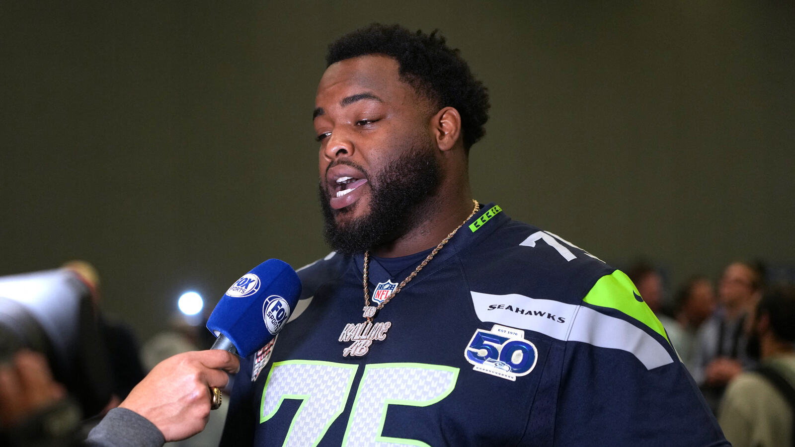 Seahawks Activate G Anthony Bradford From IR