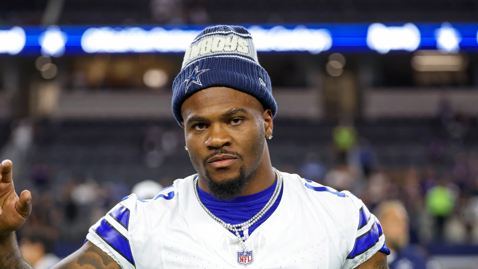 https://www.yardbarker.com/media/9/1/91c47651514be17f6822e1891c3908dfa5d33db2/thumb_16x9/intriguing-nfc-team-strong-push-trade-packers.jpg?v=1