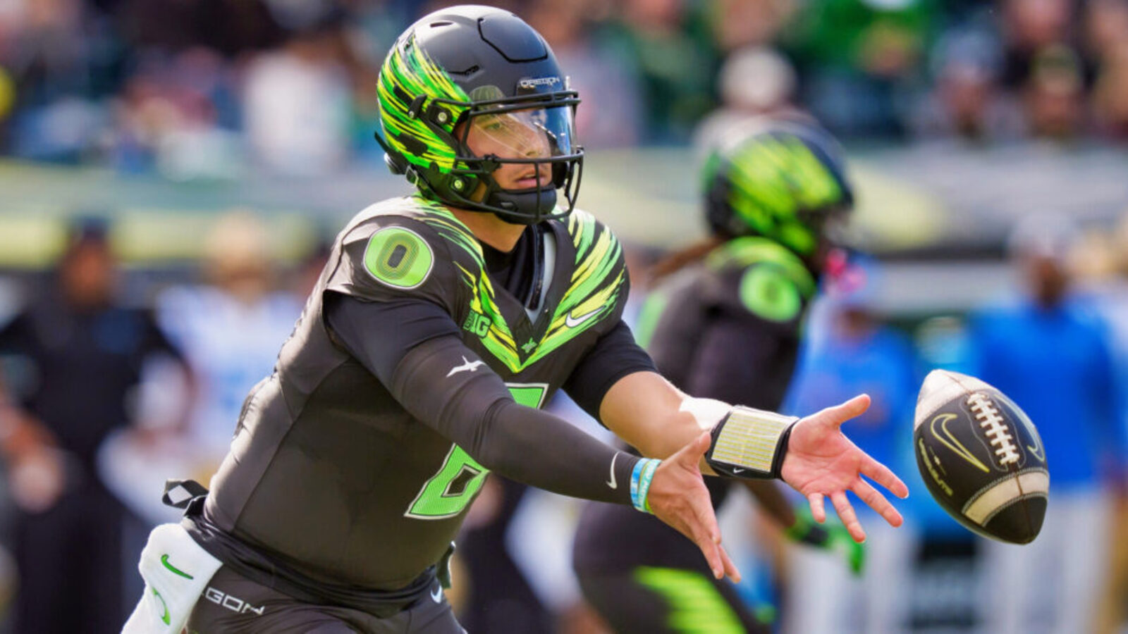 Dylan Raiola Gets Benched In Shocking Twist Ahead Of ‘Revenge’ Game vs ...