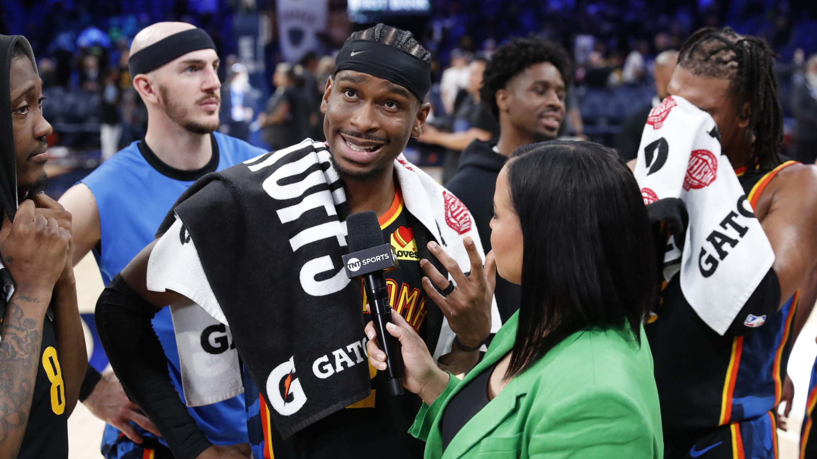 https://www.yardbarker.com/media/9/1/91f02010de53367658ba56d136ad632083eff178/thumb_16x9/thunders-shai-gilgeous-alexander-sets-impressive.jpg?v=1