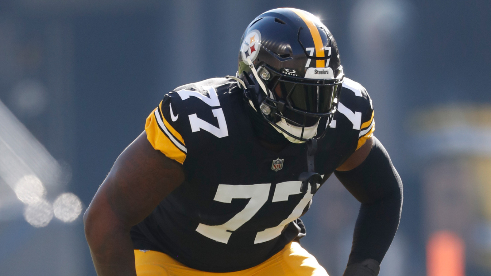 https://www.yardbarker.com/media/9/2/92208d7e31f8f3c418b89ef756d1a02e9ab58c99/thumb_16x9/steelers-trading-broderick-jones-predictable.jpg?v=1