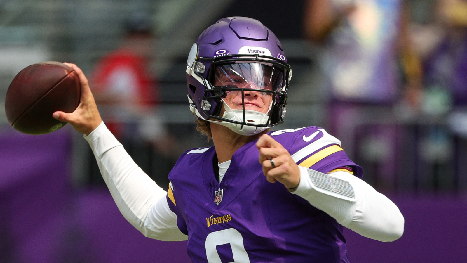 https://www.yardbarker.com/media/9/2/9226de095a9eeb6b999e6796a5760854cef7f28d/thumb_16x9/reports-expand-on-giants-thoughts-jj-mccarthy.jpg?v=1