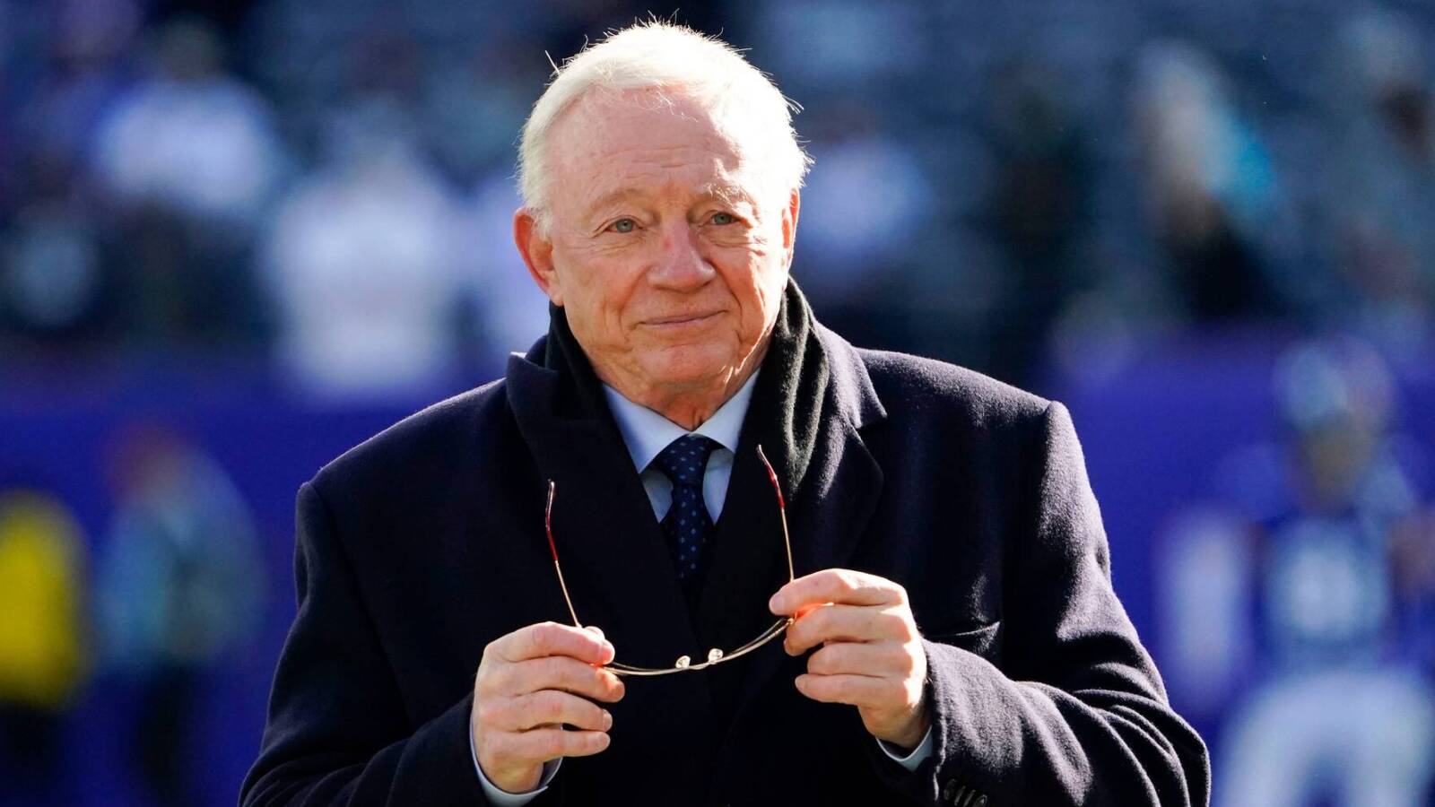 Jerry Jones brushes off report Dan Snyder has 'dirt' on NFL - Vimarsana News