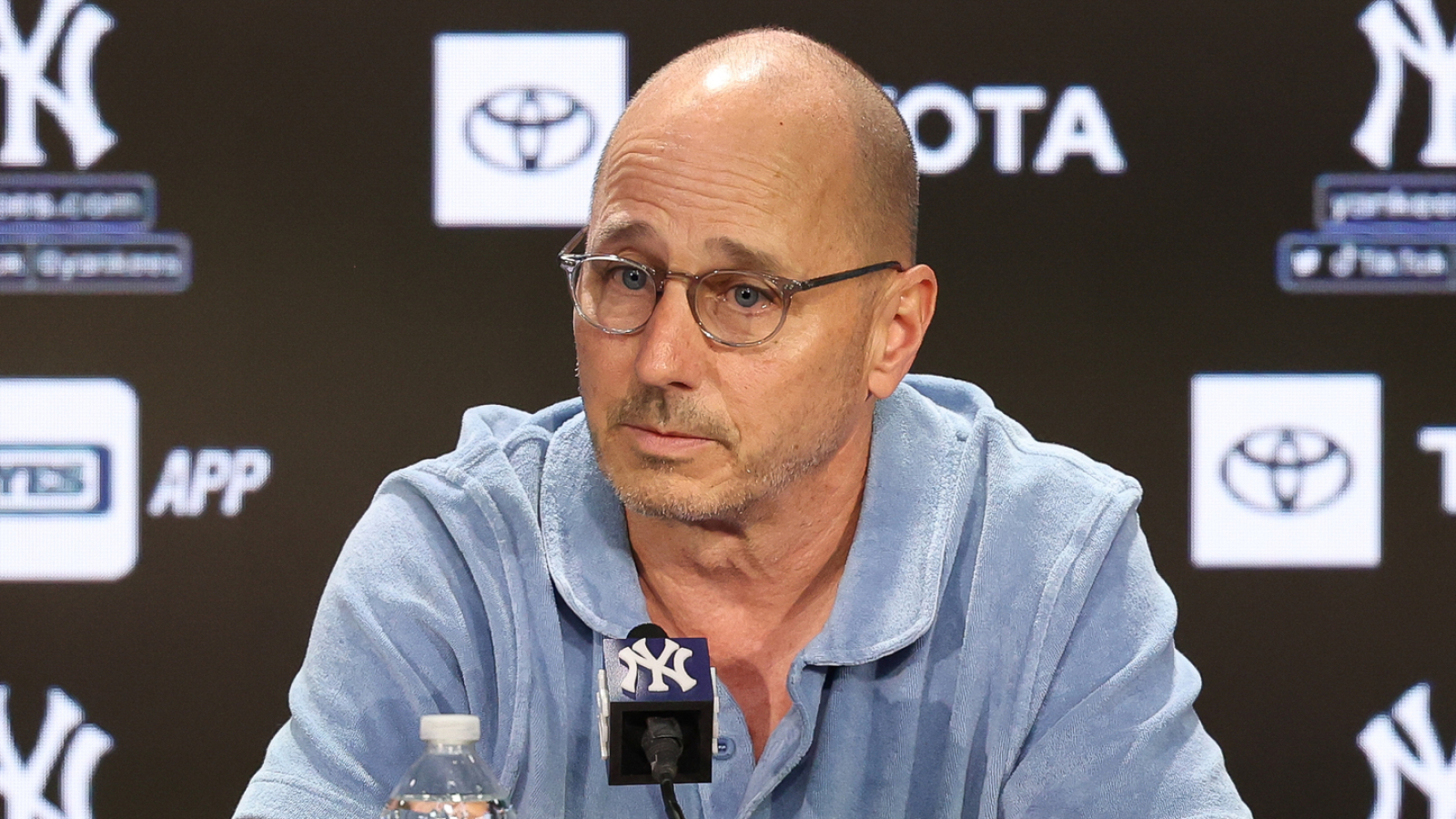 https://www.yardbarker.com/media/9/2/9287dfd40f97a455ad76ace4b46a31b2c85965e9/thumb_16x9/yankees-trade-deadline-plans-save-team.jpg?v=1