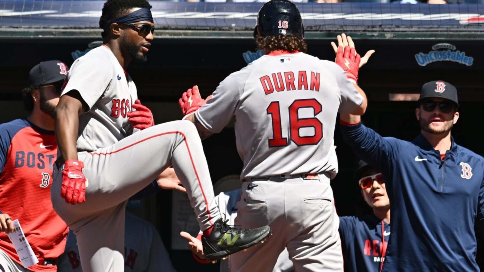 Red Sox score six runs in seventh to defeat Guardians 9-4