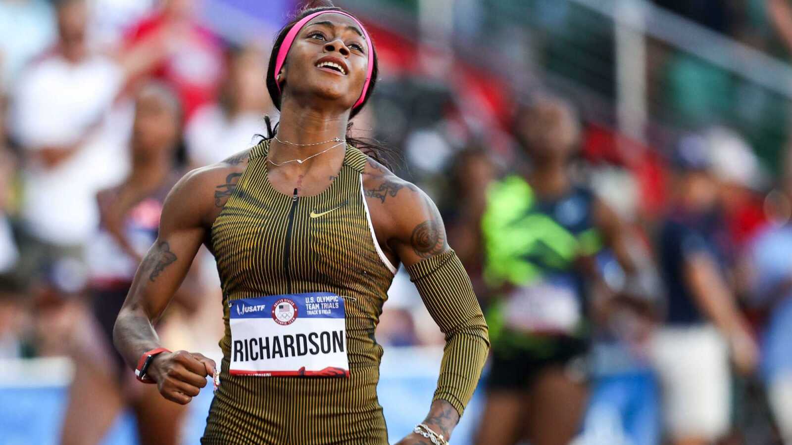 Sha Carri Richardson Delivers Iconic Image With 4 100 Anchor Leg Stare