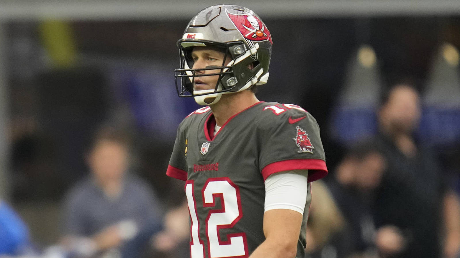 Report: Tom Brady requested that sport not be stopped if he units passing file