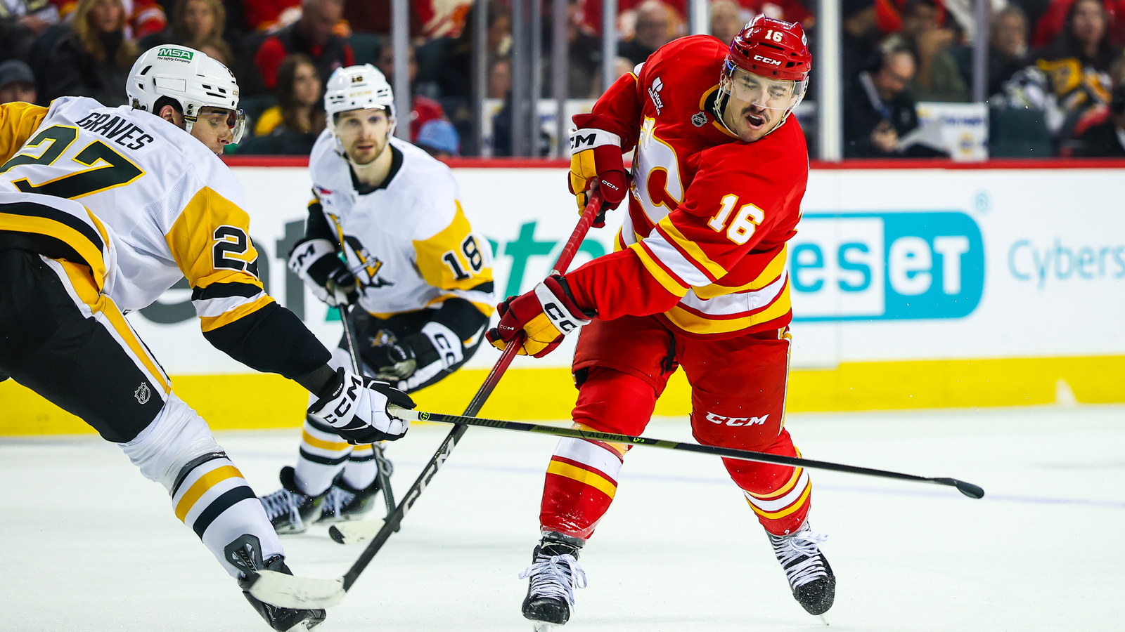 1 year later : How has the Morgan Frost / Joel Farabee trade worked out for the Calgary Flames ? 