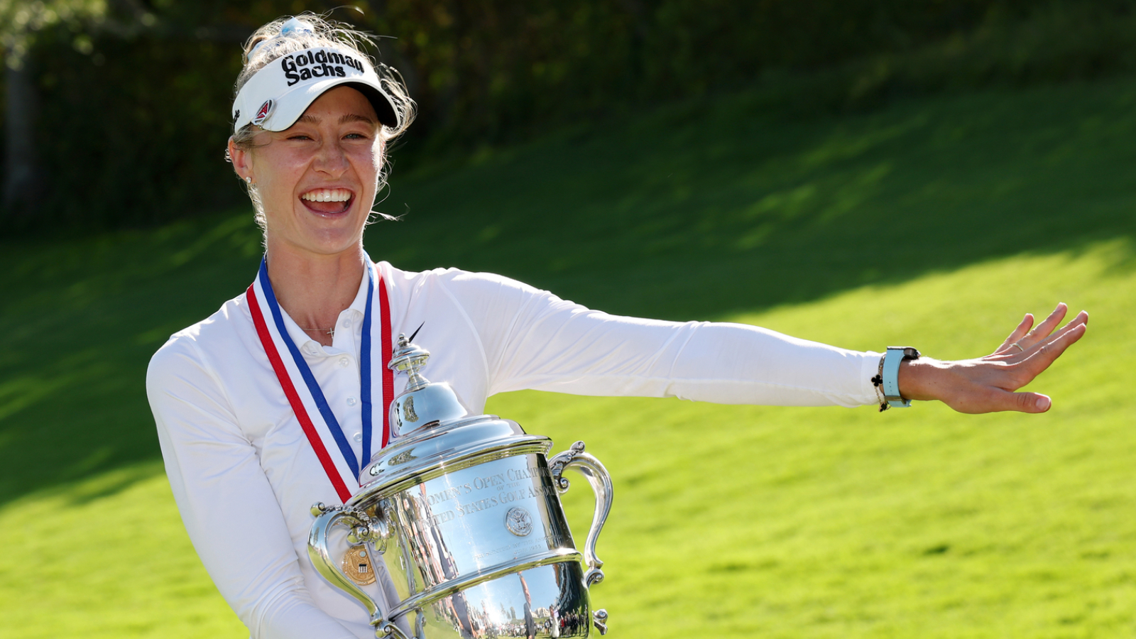 https://www.yardbarker.com/media/9/3/93684e7e99b0288ef5d6c1f432e4480441ebccae/thumb_16x9/nelly-kordas-dream-year-continues-womens-open.jpg?v=1