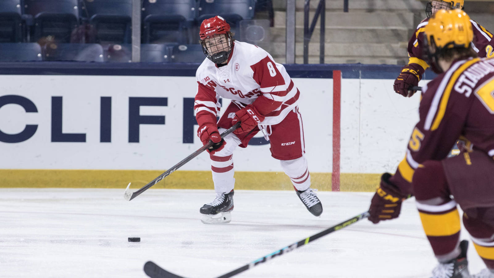 Finalists announced for 2021 Hobey Baker Award Yardbarker