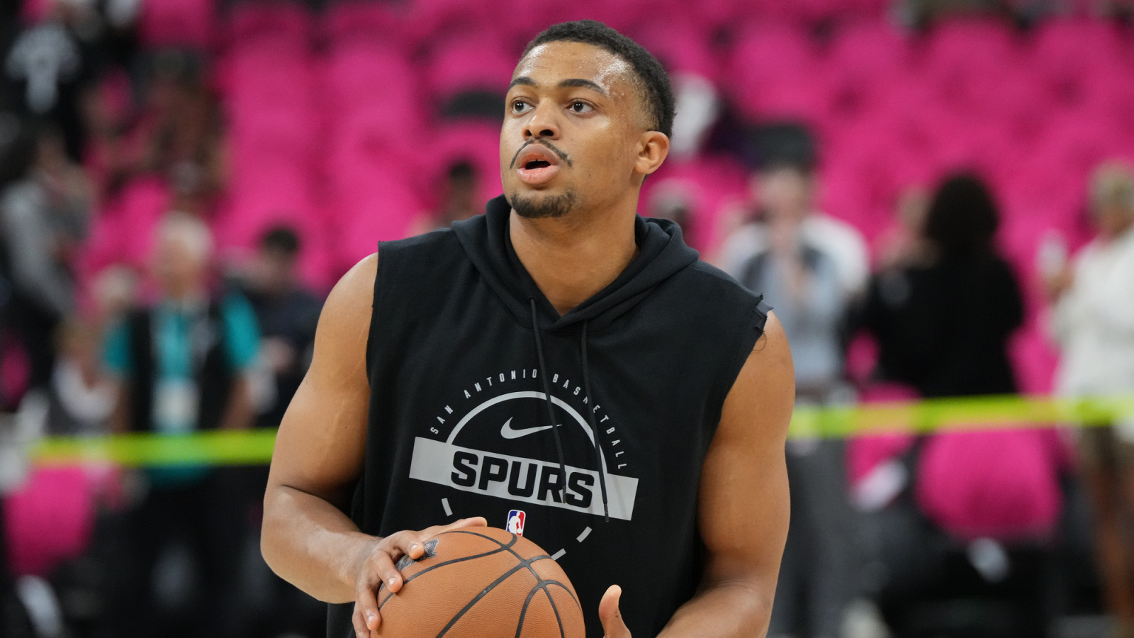 https://www.yardbarker.com/media/9/3/938aa00a4639742d8e62536a6769edf92812fdb1/thumb_16x9/spurs-perfect-reason-cold-blooded-trade-next.jpg?v=1