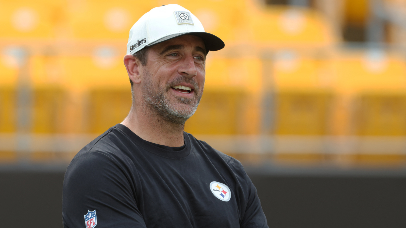 Steelers' Aaron Rodgers May Force Mike McCarthy To Go Back And Use Unusual Offensive Scheme