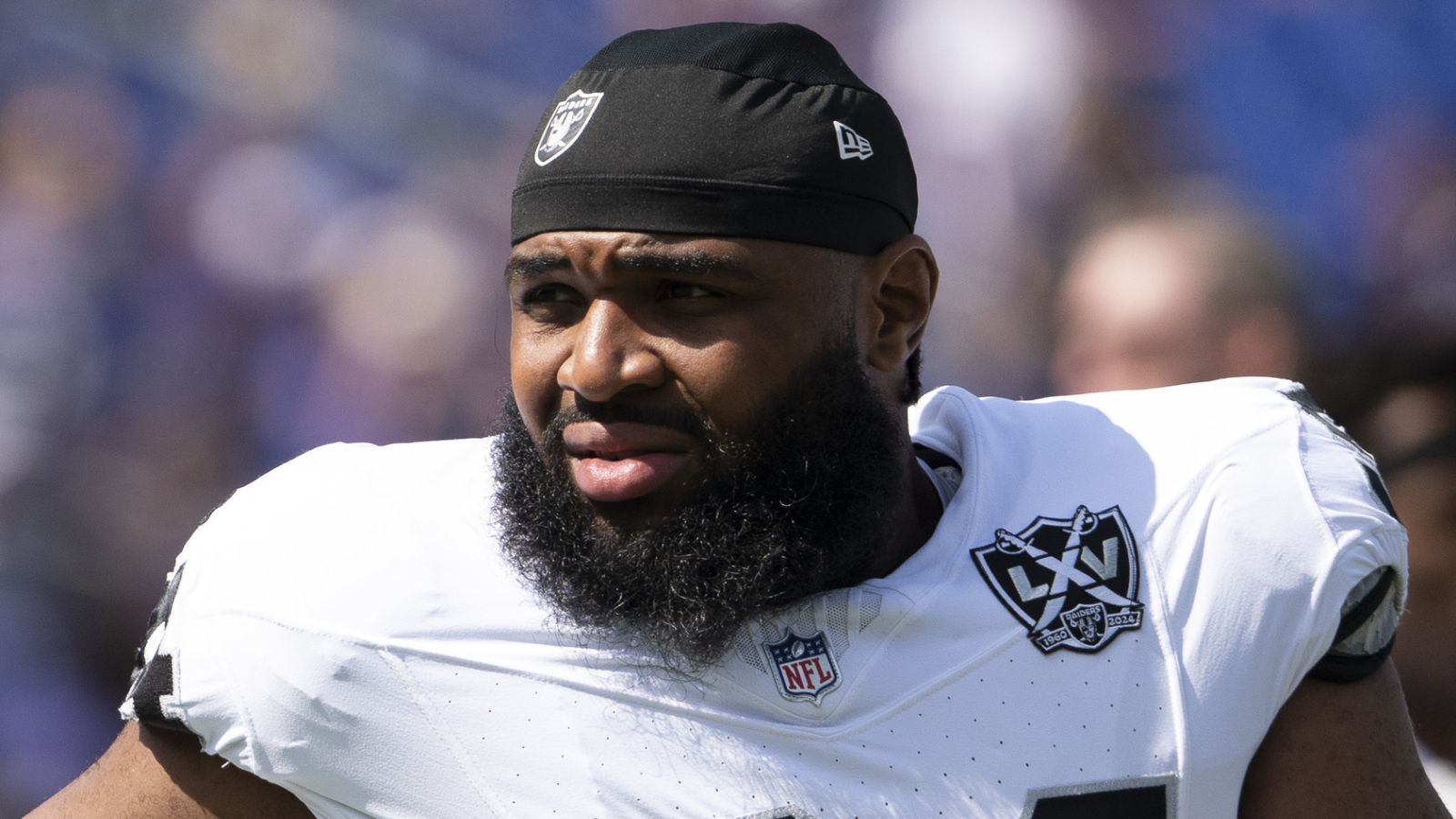 https://www.yardbarker.com/media/9/3/93c1f1c5025ae550458ac5de87c8d122e42eb909/thumb_16x9/raiders-strong-statement-releasing-christian.jpg?v=1