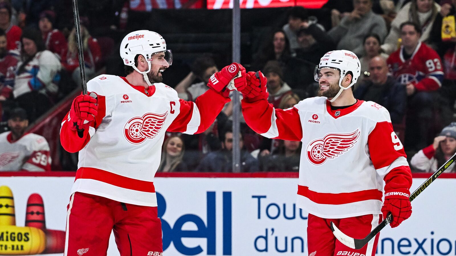 Larkin's trade request ‘sucks,' but DeBrincat still has his back