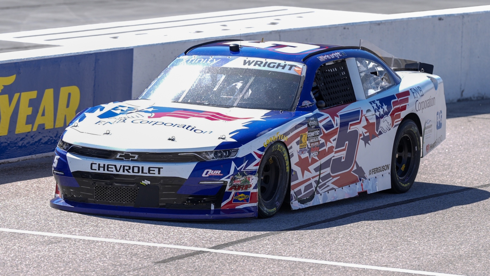 https://www.yardbarker.com/media/9/4/94a4dfe247588e6fffb948167fb4ef0b8f0c51ff/thumb_16x9/nascar-team-shut-down-following-race-dover.jpg?v=1