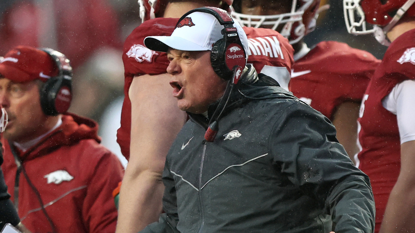 Lack of second-half offense once again dooms Arkansas