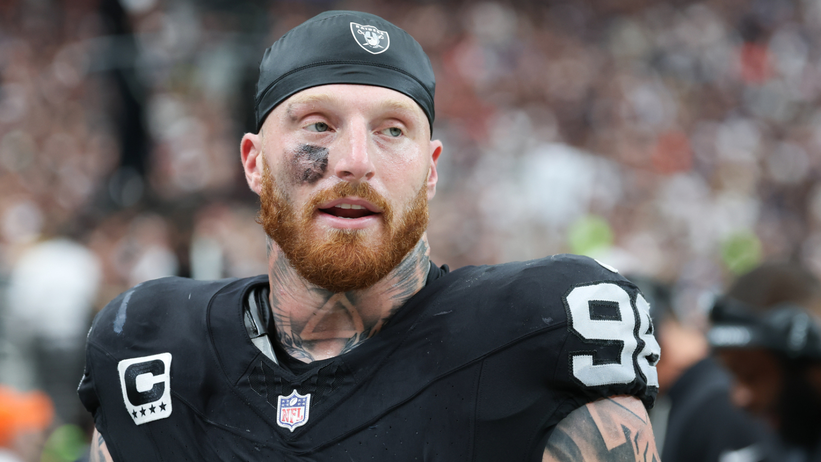 https://www.yardbarker.com/media/9/5/95585b4947952e4b283af8f38c020dd6b69a77f0/thumb_16x9/insider-still-thinks-raiders-blockbuster-crosby.jpg?v=1