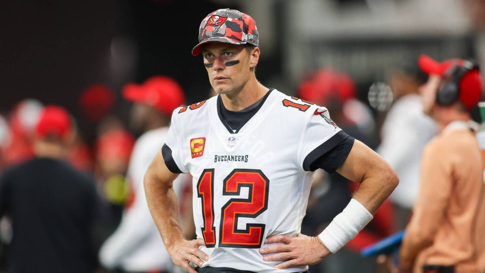 Report details how much Tom Brady lost in endorsement deal after crypto  company collapse