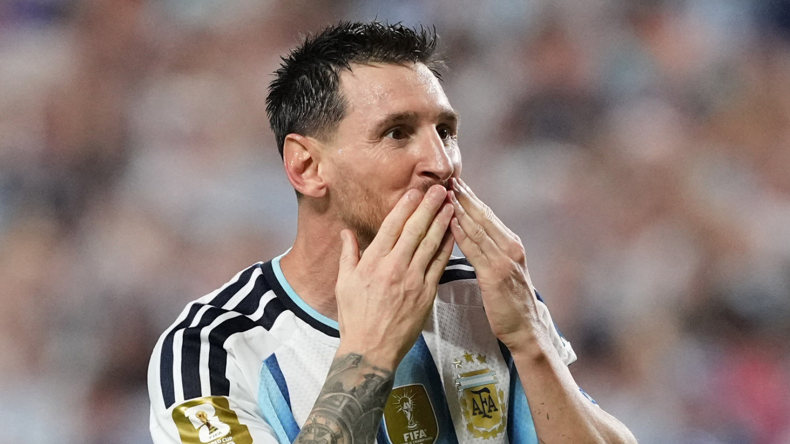 https://www.yardbarker.com/media/9/5/95d408eae3605af2dbcf93b1fb75d284dffb709b/thumb_16x9/world-cup-takeaways-elite-players-dazzle-on-star.jpg?v=1