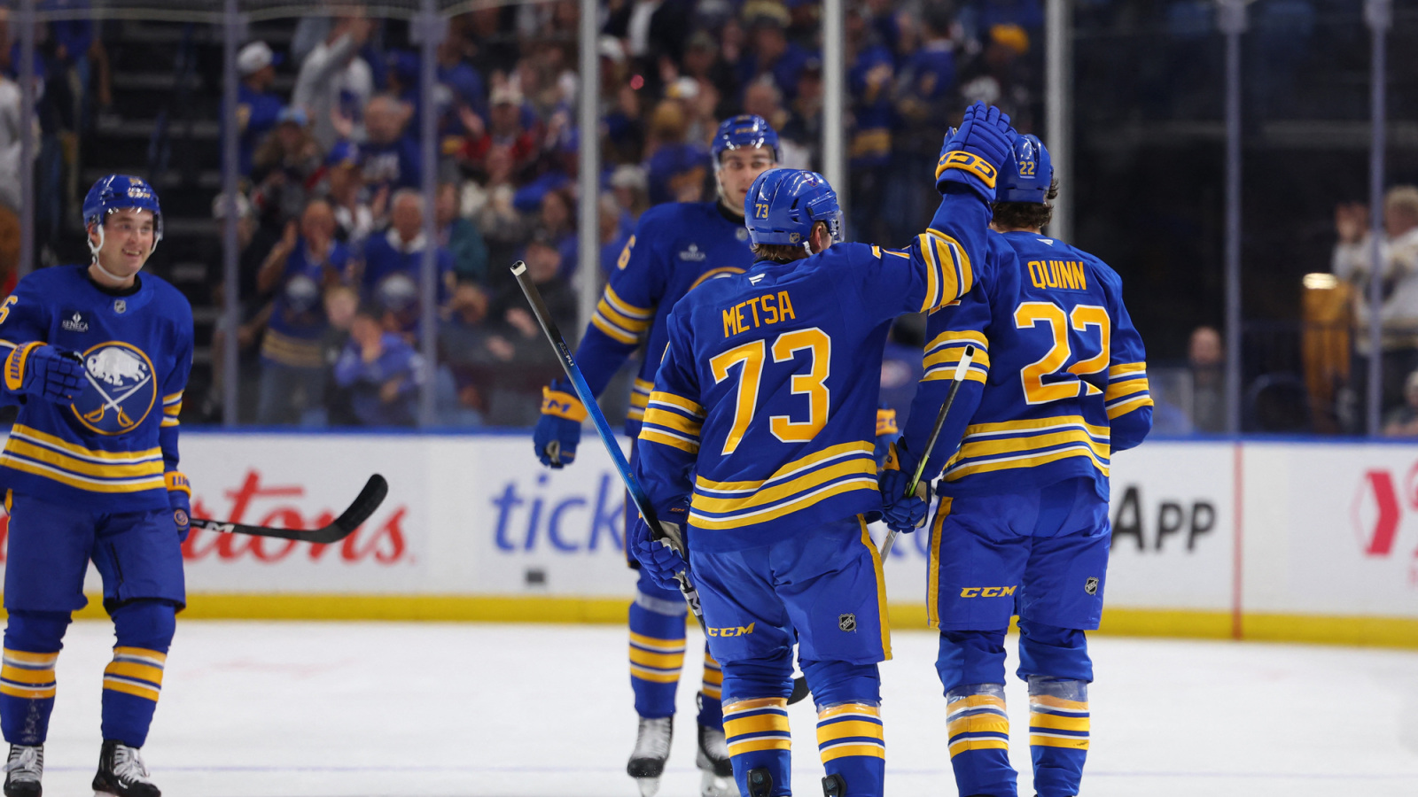 Recap: Blackhawks squander third-period lead, fall in Buffalo 4-3