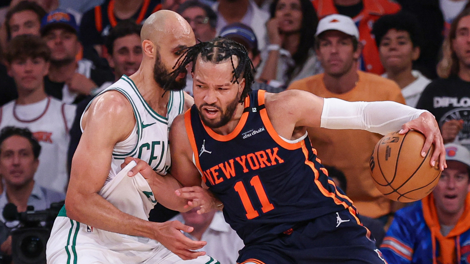 https://www.yardbarker.com/media/9/6/9683a3698bca5b4c9fb8a41e1533f07e033f14a6/thumb_16x9/jalen-brunson-puts-celtics-on-brink-game-4.jpg?v=2