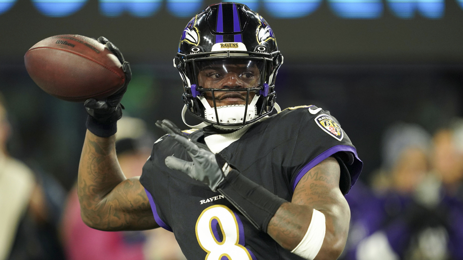 Lamar Jackson sets clears expectations for Ravens amid contract negotiations