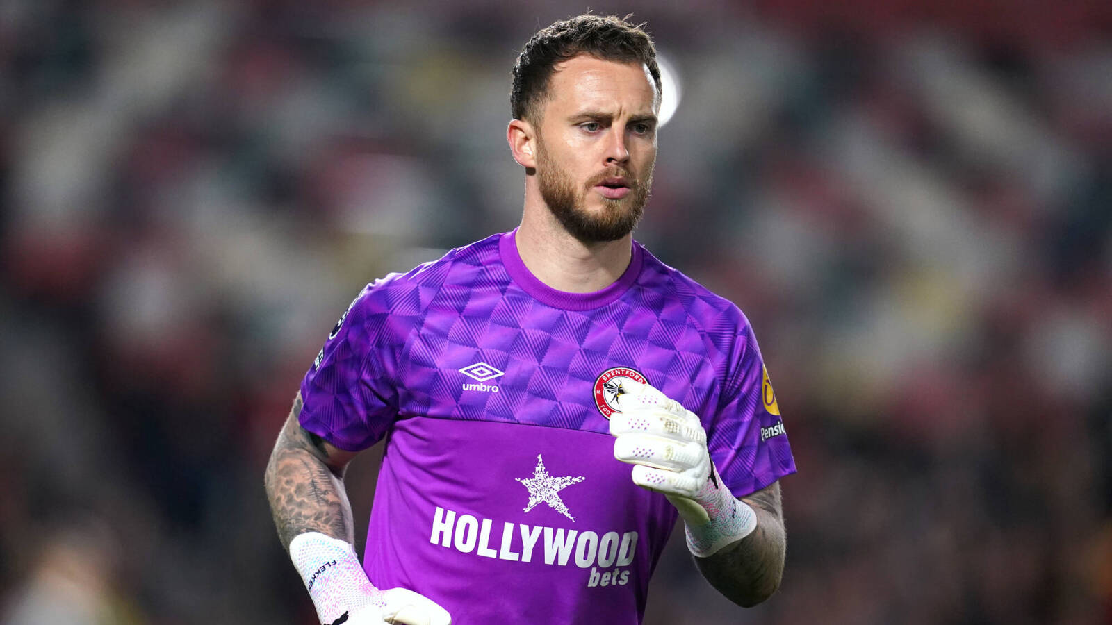 Do any Arsenal fans still think that Ramsdale should still be our ...
