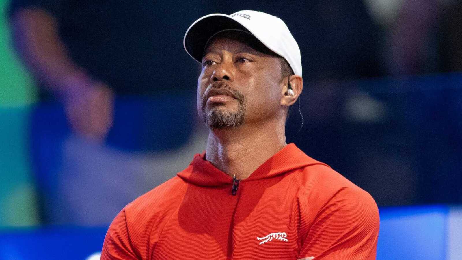 https://www.yardbarker.com/media/9/7/97525ef1b6e9c497e18305d040816312f31c9377/thumb_16x9/tiger-woods-arrested-florida-rollover-car-crash.jpg?v=1