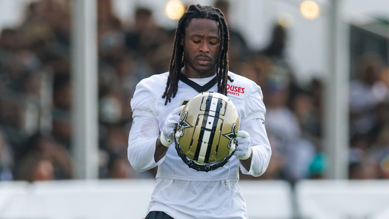Saints Trade for Zamir White Following Kamara Injury