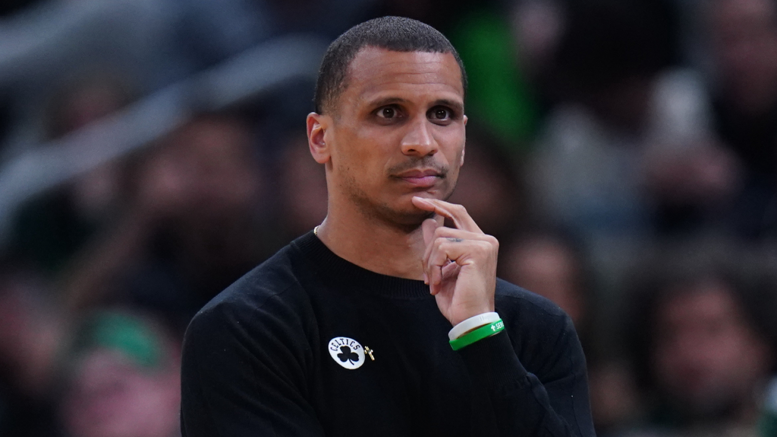 https://www.yardbarker.com/media/9/7/978f6dc90534bea0322a902e3b999e649b457bb7/thumb_16x9/celtics-long-term-commitment-hc-joe-mazzulla.jpg?v=1