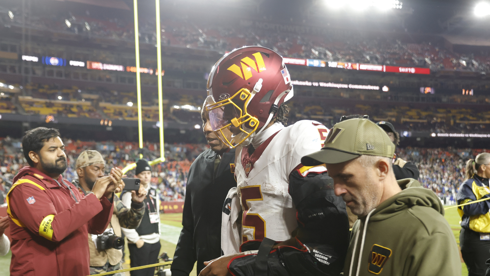 Robert Griffin III weighs in on the Jayden Daniels injury comparisons ...