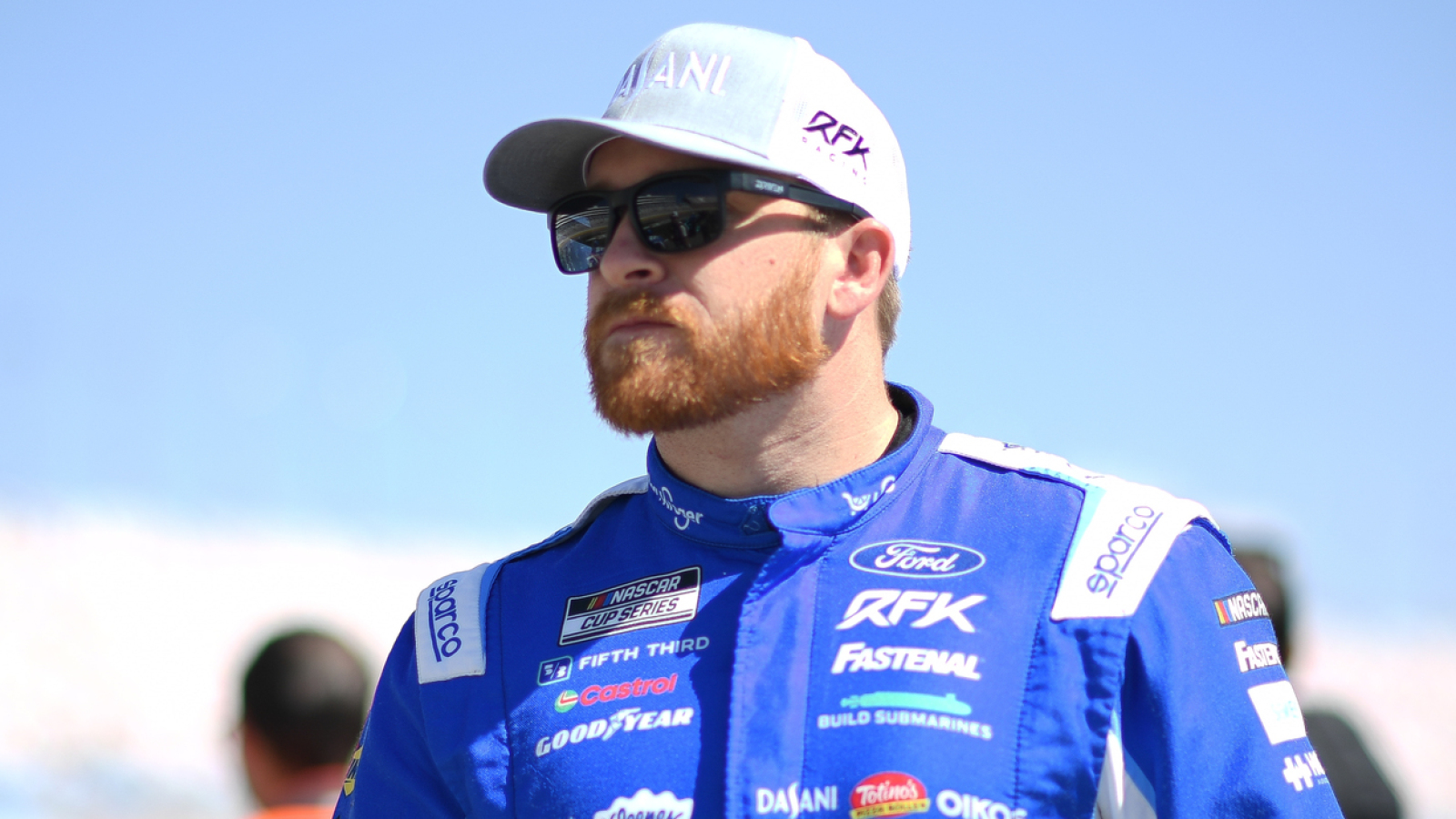 https://www.yardbarker.com/media/9/7/97c1a277c56d75a636983318746580c7838821b5/thumb_16x9/chris-buescher-reflects-on-closest-finish-cup.jpg?v=1