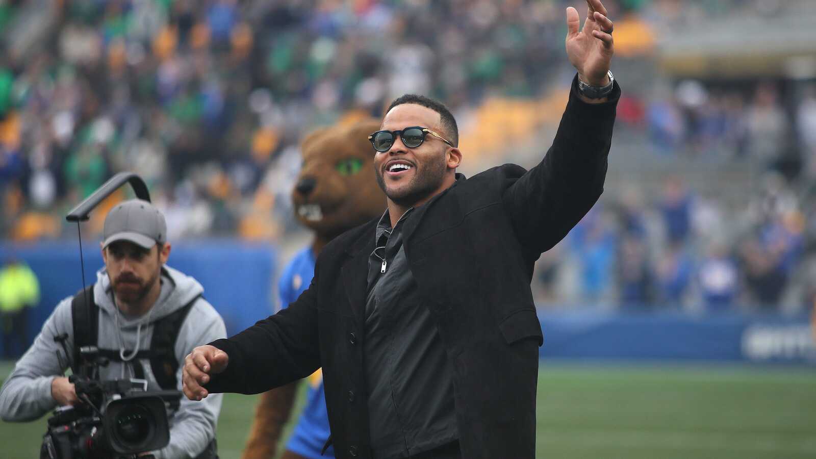 https://www.yardbarker.com/media/9/7/97d4bf7797c158c76addb4a729c61daadf5ace9c/thumb_16x9/former-pittsburgh-panther-retired-nfl-defensive.jpg