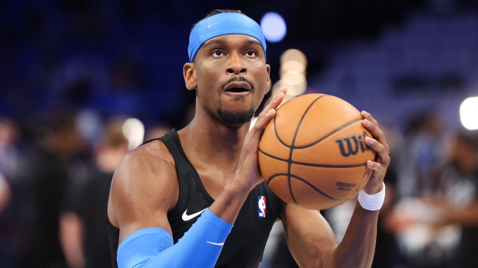 https://www.yardbarker.com/media/9/7/97fe5a102f53ff6d6bc919aa3a7a81b6416314a9/thumb_16x9/concerning-thunder-injury-update-puts-pressure-on.jpg?v=1