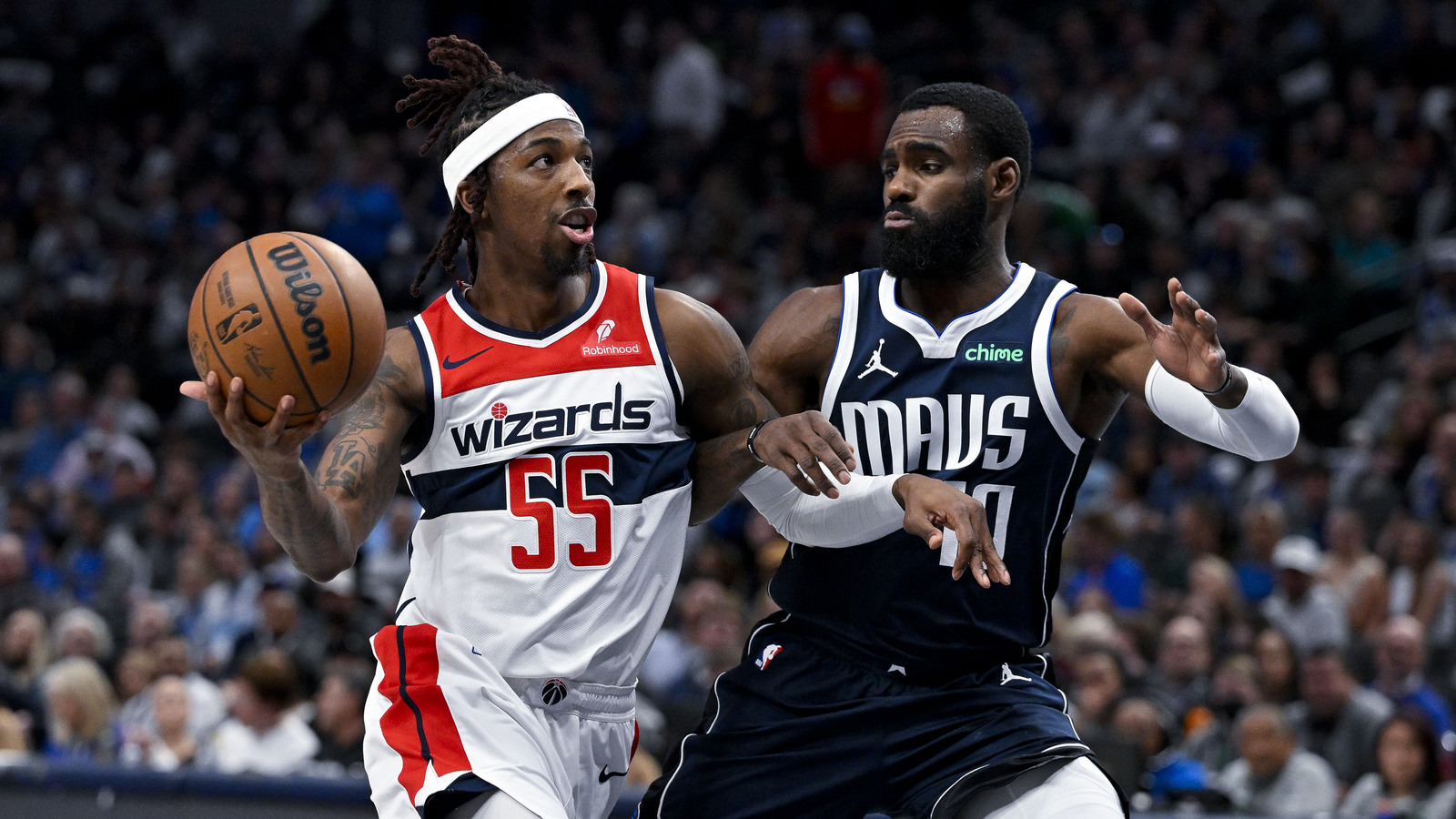 Phoenix Suns are Reportedly Eyeing the Buyout Status of PG Delon Wright ...