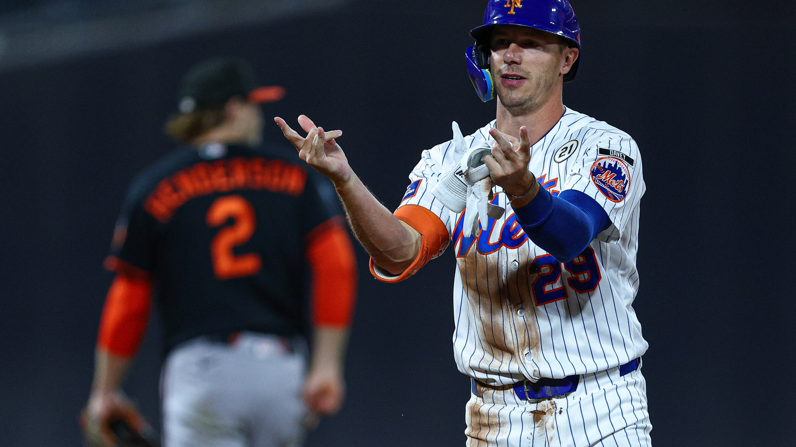 https://www.yardbarker.com/media/9/8/987fe4e62ec61e44d645f320728243bfa257b94a/thumb_16x9/mets-share-update-on-jared-young-injury-scary.jpg