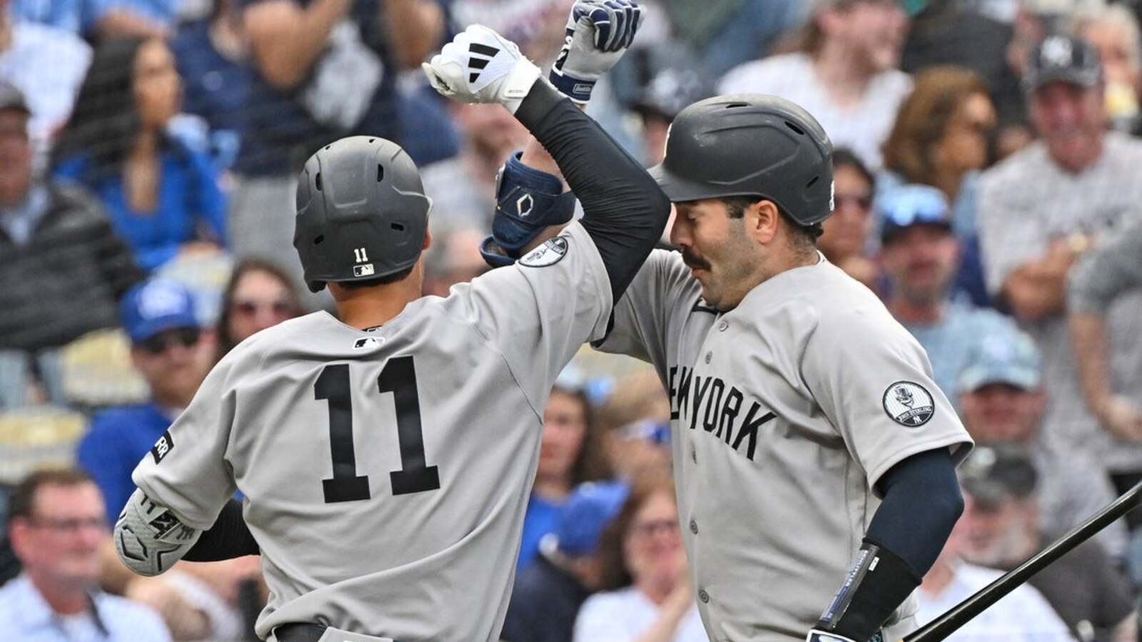 https://www.yardbarker.com/media/9/8/988e401ba075fbbf1b2669d2c229cf42ab8821f6/thumb_16x9/29061476.jpg