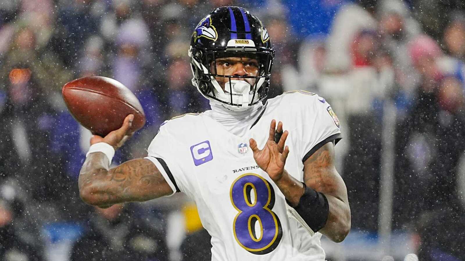 https://www.yardbarker.com/media/9/8/98ba21be3bdabb605e41ad02abe4c365bac34c82/thumb_16x9/lamar-jackson-makes-feelings-on-jaire-alexander.jpg?v=1