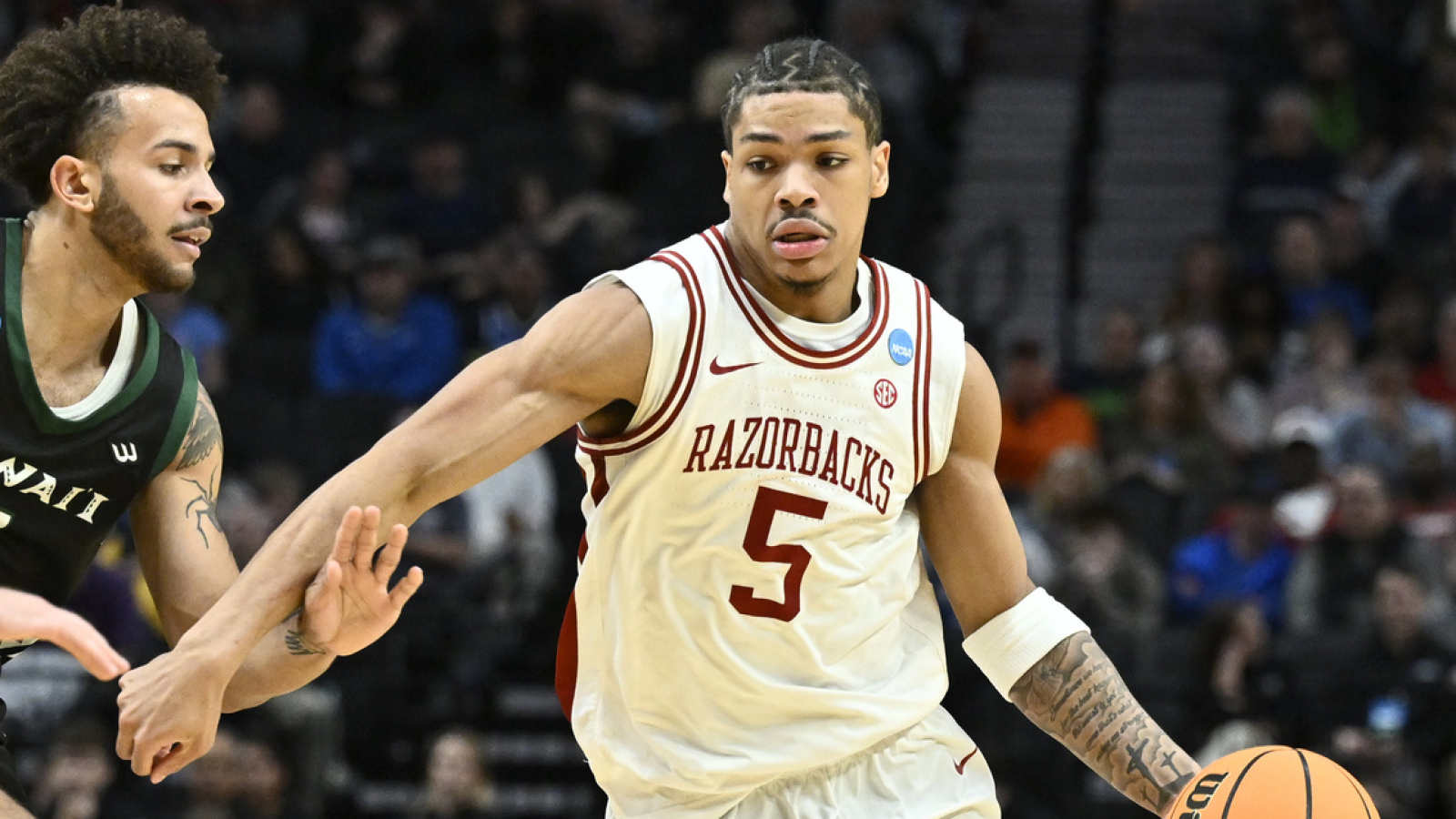 https://www.yardbarker.com/media/9/8/98d749deea5a335fac3ace96cdb008b66969964c/thumb_16x9/nets-own-jalen-brunson-promising-nba-draft-pick.jpg?v=1