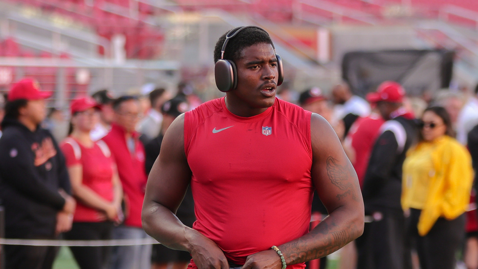 Commanders place DE Drake Jackson on IR | Yardbarker