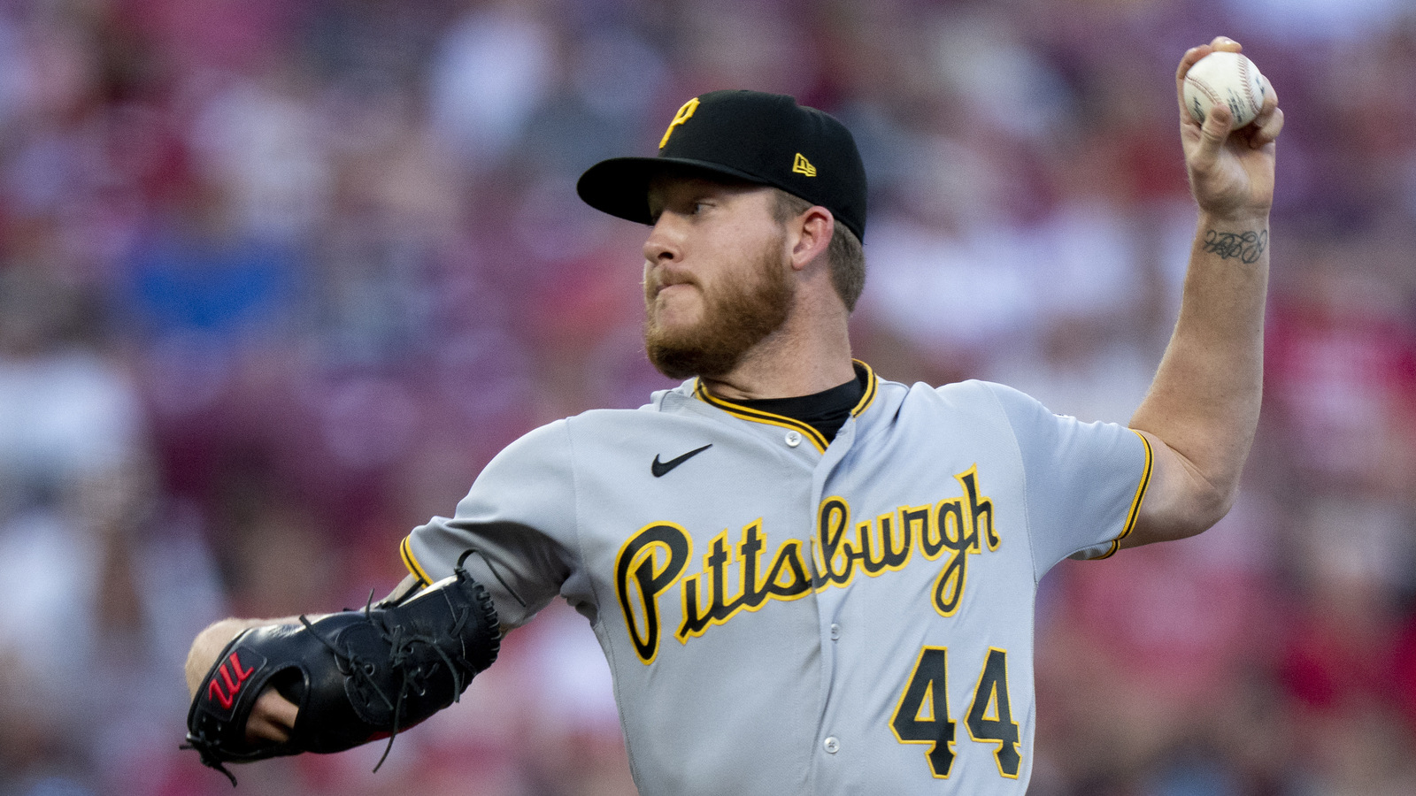 Pirates Place Falter on IL with Left Neck Strain, Call Up Bido