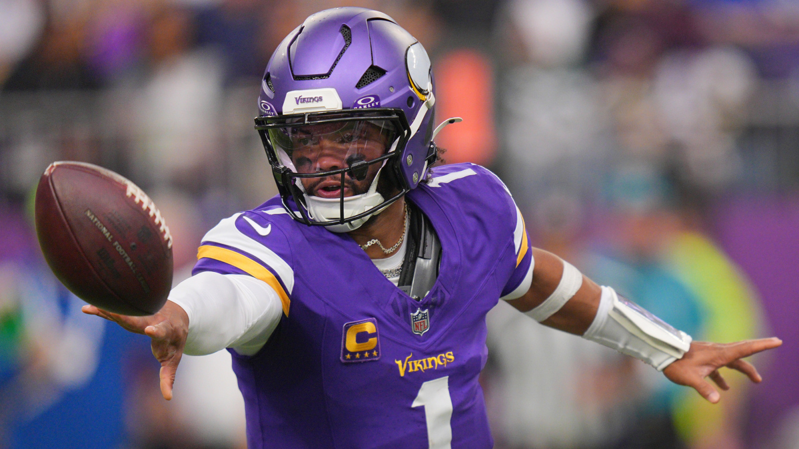 Minnesota Vikings Remain Undefeated, Top NFL Power Rankings