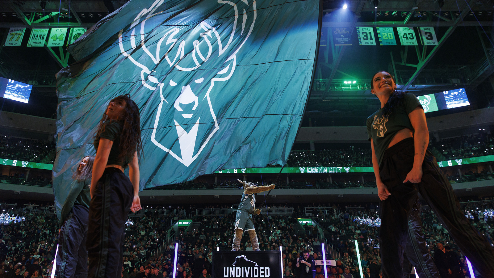 Bucks To Acquire 60th Pick From Magic For Cash