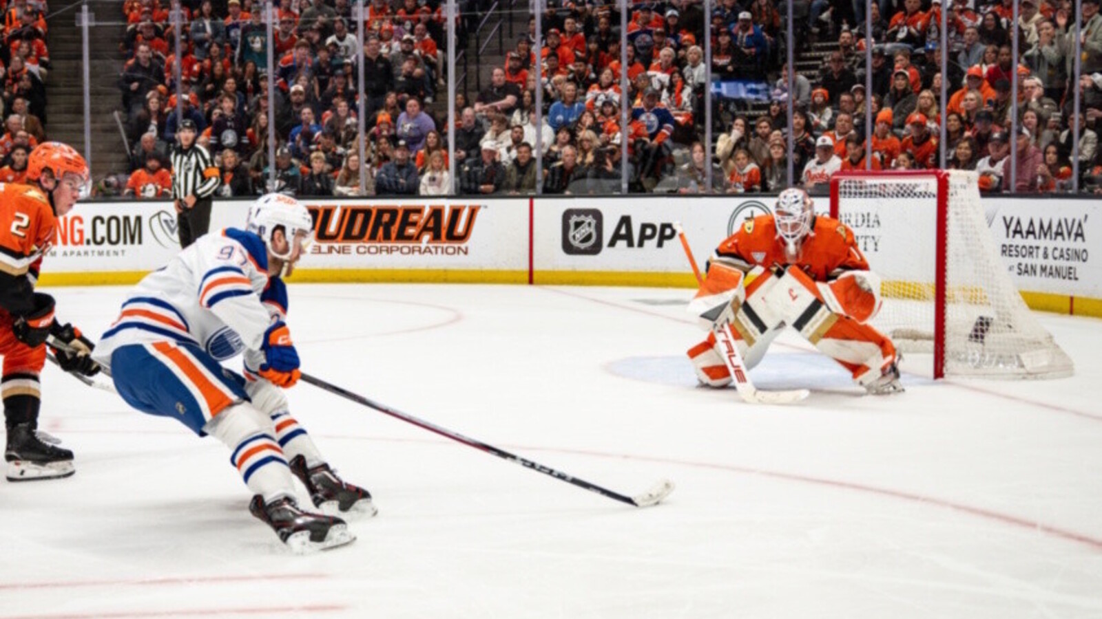 Is the Window Closing to Keep Connor McDavid in Edmonton? | Yardbarker