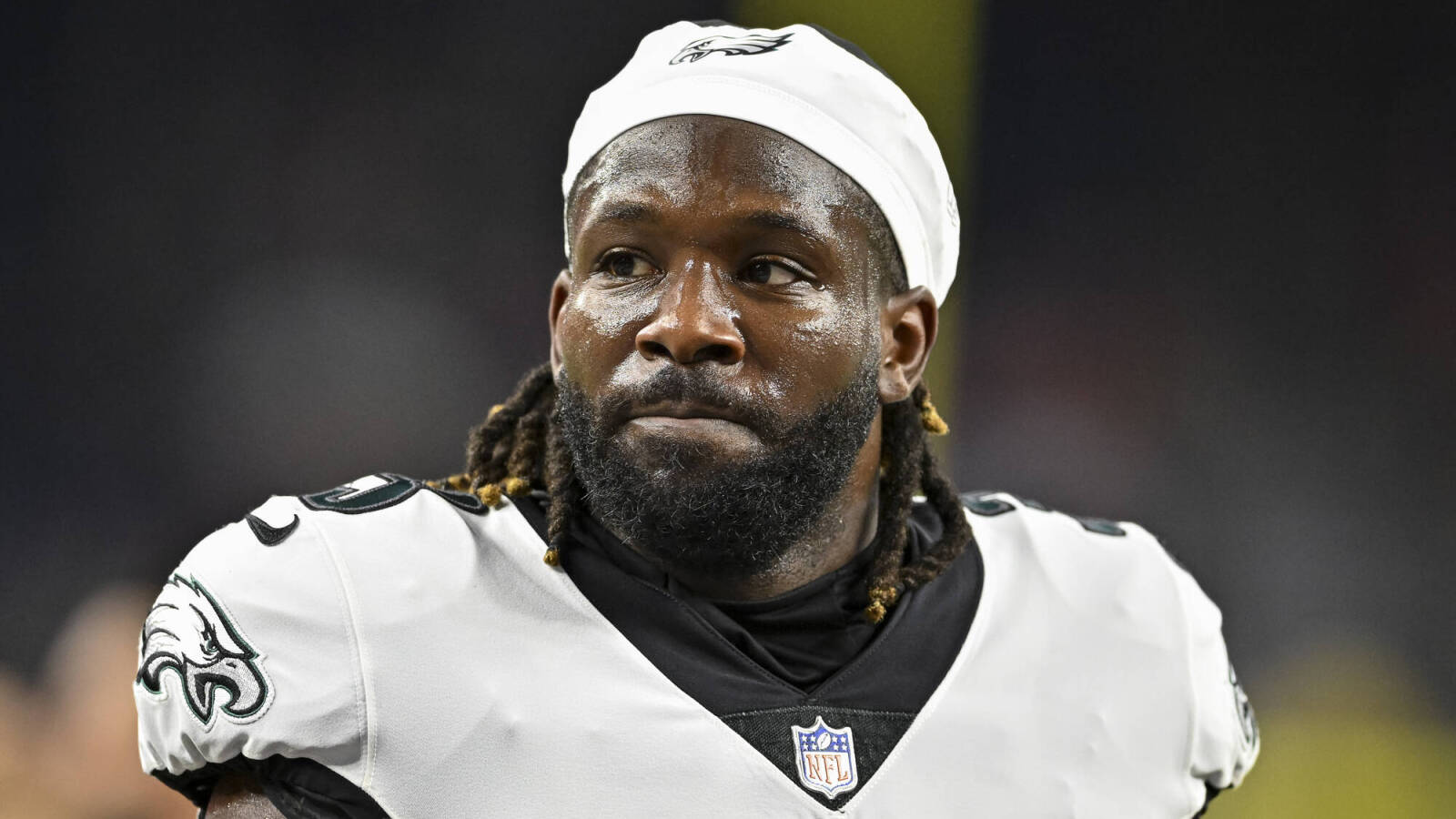 zach pascal eagles jersey